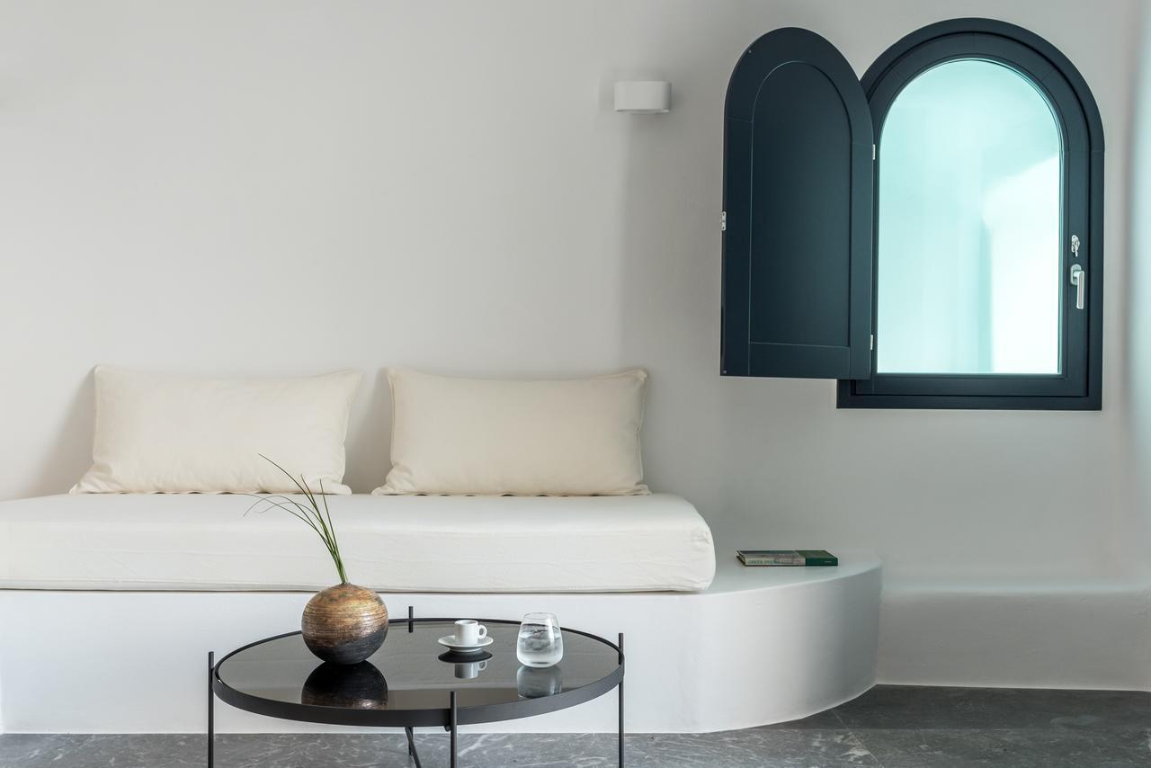 Chelidonia Luxury Suites Oia  Bagian luar foto