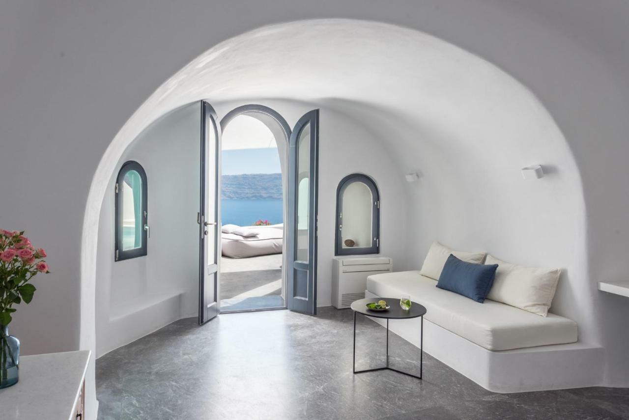 Chelidonia Luxury Suites Oia  Bagian luar foto