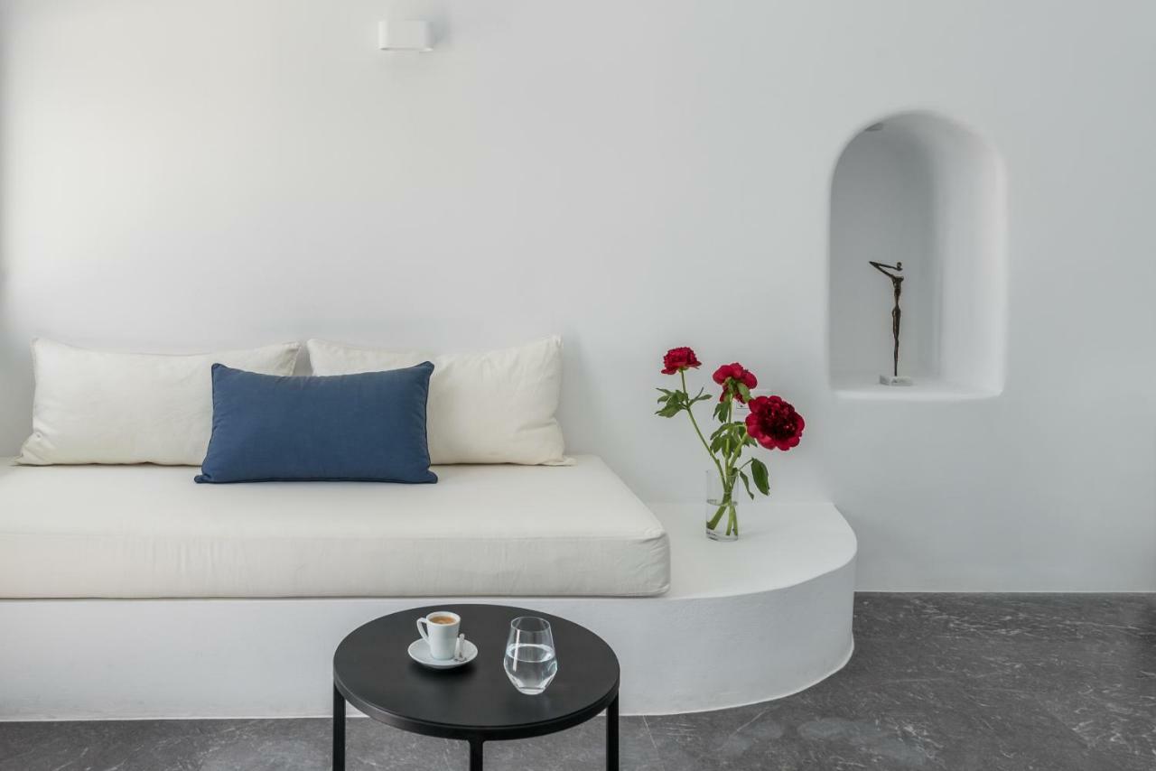 Chelidonia Luxury Suites Oia  Bagian luar foto